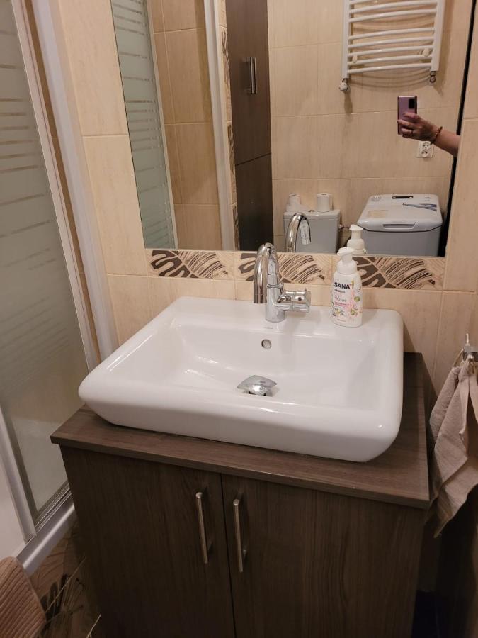 Apartament Lodz Apartment Ngoại thất bức ảnh