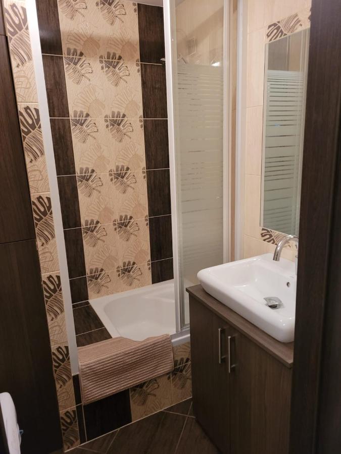Apartament Lodz Apartment Ngoại thất bức ảnh